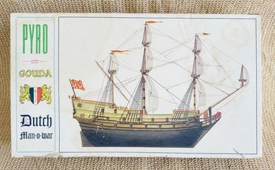 Kit modelo buque de guerra holandés Pyro Gouda 1967 vintage B212-300 completo para construir Foto 1 de 4