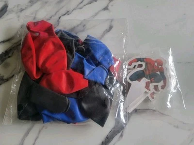 Suministros para fiestas de cumpleaños Marvel Spiderman - Cupcakes Toppers y globos  Foto 1 de 4