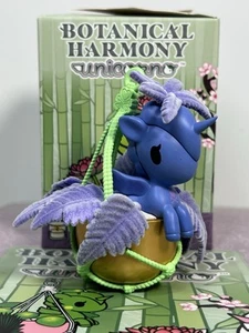 Figurina Tokidoki Unicorno Botanical Harmony Hope in vinile nuova con scatola - Foto 1 di 7