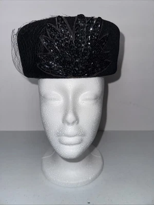 Sombrero de mujer Premier vintage años 40 50 terciopelo negro importación Foto 1 de 4