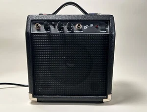 Fender Musical Instruments SP-10 Guitar Amplifier 22W Amplifier - Picture 1 of 5