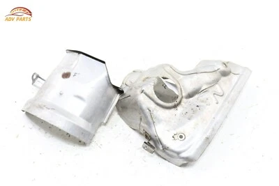 Nissan Máxima 2016-18 3,5 L escape motor colector trasero protector térmico cubierta OEM Foto 1 de 4