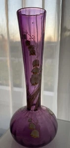 Jugendstil-Vase mit Maiglöckchen-Dekor, violettes Glas, vermutlich Legras - Bild 1 von 8