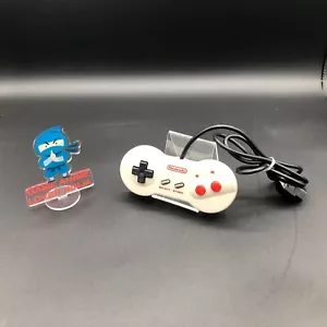 Nintendo New Famicom AV Controller HVC-102 Japan NES Japanese Tested - Picture 1 of 9