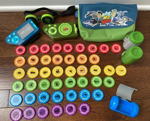 Wild Kratts 46 Creature Power Discs, Creaturepod Projector WORKS, Adventure Set Cover