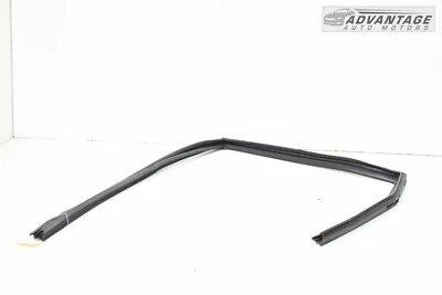 2011-2021 JEEP GRAND CHEROKEE REAR LEFT DOOR WINDOW GLASS WEATHERSTRIP SEAL OEM - Image 1 of 4