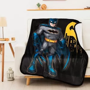 Batman "Answer The Call" DC Comics Sherpa Backed Throw Blanket - Picture 1 of 5
