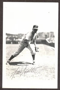 Vintage Tom Qualters Philadelphia Phillies Signed Photo Postcard - Picture 1 of 2