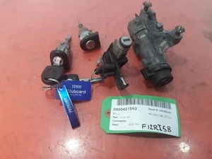 VOLKSWAGEN POLO Lock Set 2003 - Picture 1 of 4