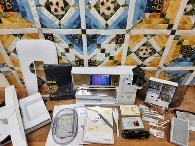 Bernina 880 Gold Sewing/Embroidery Machine! Professionally Serviced & Cleaned! - Image 1 of 4