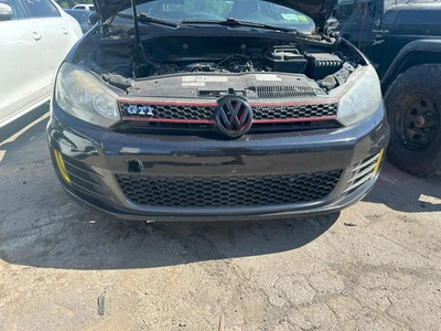 (LOCAL PICKUP ONLY) 10 11 12 13 14 VW GOLF GTI Front Bumper Assy. - Изображение 1 из 3