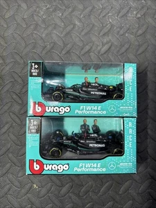 Bburago 1:43 F1 Performance Mercedes-Benz AMG Lewis Hamilton & George Russell - Picture 1 of 3