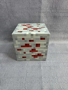 MINECRAFT REDSTONE ORE Touch Cube Light Up - Bild 1 von 5