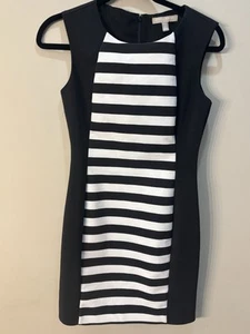 Vestido Banana Republic blanco y negro a rayas sin mangas para mujer talla 0P Petite - Imagen 1 de 8