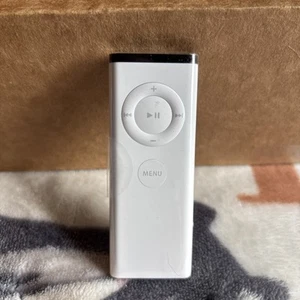 New Apple Remote A1156 - Tested Never used! New - Afbeelding 1 van 3