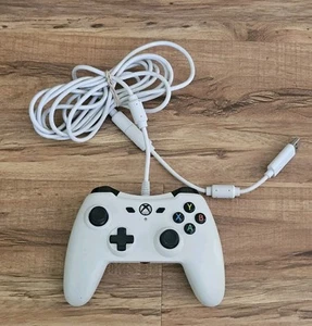 AMAZON BASIC XBOX ONE SERIES X/S WIRED USB CONTROLLER GAMEPAD WHITE PLAY TESTED - Picture 1 of 5