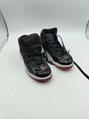 Zapatos Jordan Juveniles Talla 2Y Negro Rojo Charol Medio Baloncesto AQ9216-006 Foto 1 de 4