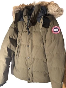 canada goose wyndham parka small - Picture 1 of 11