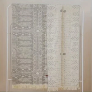 Native American Style Arrowhead Tasseled Range Blanket - Picture 1 of 5