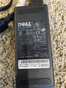 Genuine DELL 65W AC Adapter HA65NE1-00 LA65NE1-00 FA65NE1-00 PA-2E - Picture 1 of 4