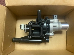 ACDelco GM Equipo Original 15-81766 Motor Refrigerante Termostato y Carcasa - Imagen 1 de 3