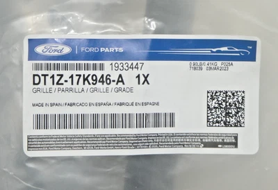 New Genuine OEM 14-18 Ford Transit Connect Lower Grille DT1Z17K946A FAST SHIP - Image 1 of 4