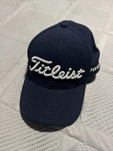 Titleist Prov1 Footjoy FJ Black Embroidered Golf Fitted Hat Size L/XL Mesh Back - Picture 1 of 5