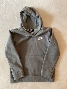 Nike Boys Size 6/M Sportswear Pullover Hoodie Gray, Small Embroidered White Logo