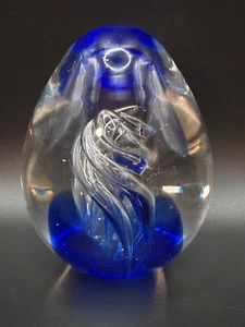 Mundgeblasener Glas Briefbeschwerer blau klar 3 in 12,5 Unzen siehe Beschreibung  - Bild 1 von 7