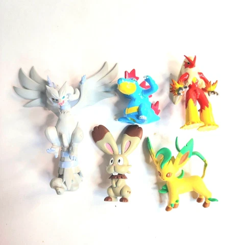 Pokemon Tomy Figure Toy Lot 5 Leafeon Croconaw Blaziken Reshiram Bunnelby Cover