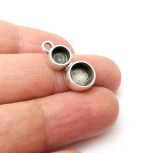 2 Pcs Round Pendant Blank Resin Bezel Base Silver Plated Charm 6 and 8mm G34171 - Picture 1 of 4