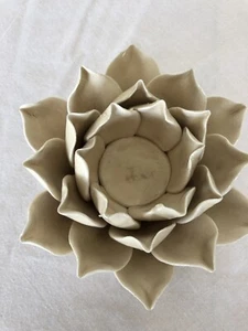 Portacandele fiore bianco loto - Foto 1 di 3