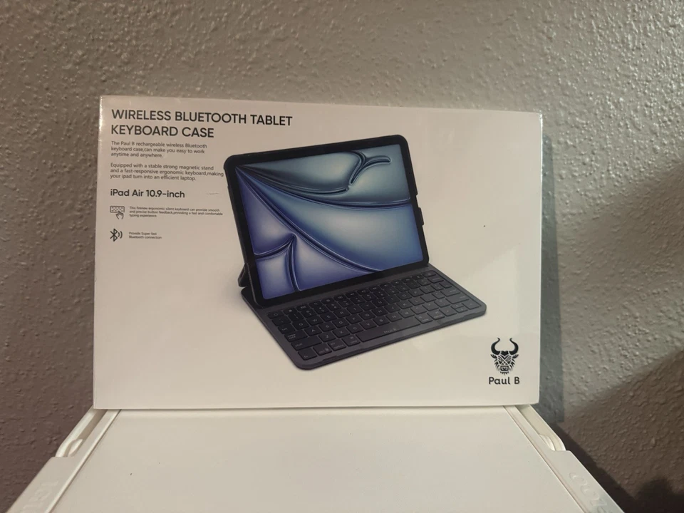 Premium Multi-Functional Bluetooth Keyboard Case with Touchpad for 9-11" Tablets - Image 1 of 1