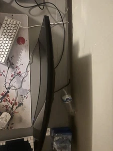 Dell 27” curved monitor 144 htz - Picture 1 of 2
