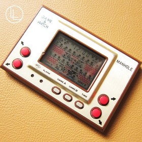 NINTENDO Manhole Game and Watch in Excellent Condition (MH-06) 1981