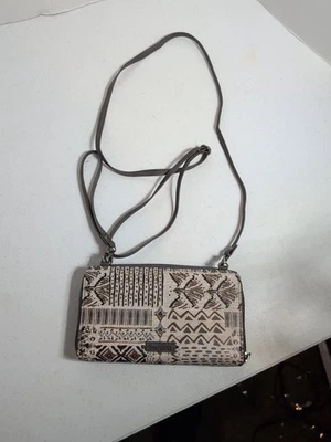 BOLSO BANDOLERA PEQUEÑO SAKROOTS MULTI PATRÓN BRONCEADO CORREA Foto 1 de 4