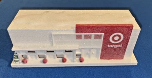 Target Bullseye Store beleuchtet Weihnachtsdorf Haus Weihnachtsdeko 2024 - Bild 1 von 13