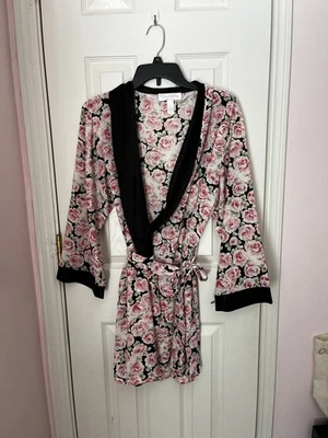 Bata floral Oscar De La Renta etiqueta rosa talla grande Foto 1 de 3