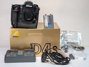 Nikon D4s Camera Body Only Boxed EN-EL18 Battery & MH-26a Charger Working  - Picture 1 of 23