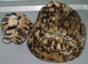D&Y NY Brown Animal Print Faux Fur Ear Muffs and Hat Set One Size - Picture 1 of 3