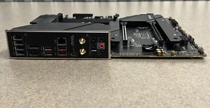 Placa madre Intel MSI MAG B660 TOMAHAWK WIFI DDR4 LGA 1700 ATX sin probar! - Imagen 1 de 8