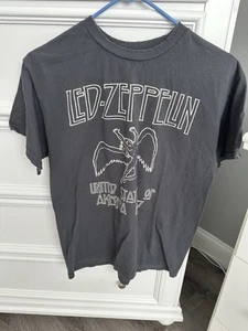 Led Zeppelin Graphic Tee Size M Women’s Black Medium - Picture 1 of 4
