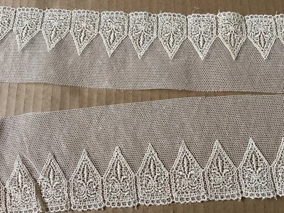 9 3/4 YDS VINTAGE SCALLOPED NATURAL COTTON EMBROIDERED ON NATURAL COTTON NET - Image 1 of 3