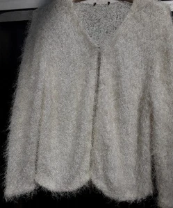 Zotteljacke, Strickjacke, Sommerjacke Weiß - Bild 1 von 6