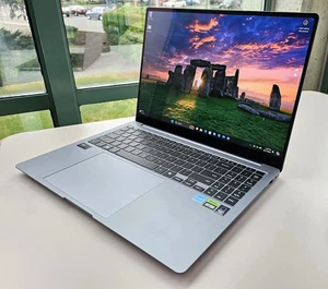 Samsung Galaxy Book4 15.6″ Core 7-150U 16GB RAM 512GB SSD Win11 Home – Excellent - Picture 1 of 4