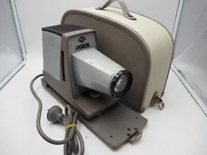 Vintage AGFA CP 66 PROJECTOR in case tested and working - Picture 1 of 6