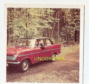 ANNI '60 OPEL KADETT BICOLORE FOTO ORIGINALE AUTO cm 9 x 9 APPUNTI SUL RETRO - Picture 1 of 2