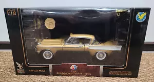 Road Signature Series 1:18 pressofuso 1958 Studebaker Golden Hawk Gold nuovo con scatola - Foto 1 di 6