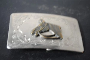 Shiny Etched Horse Head Belt Buckle - Picture 1 of 2