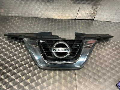 Nissan Juke F15 Facelift 2015 parachoques delantero genuino parrilla cromada con cámara Foto 1 de 4